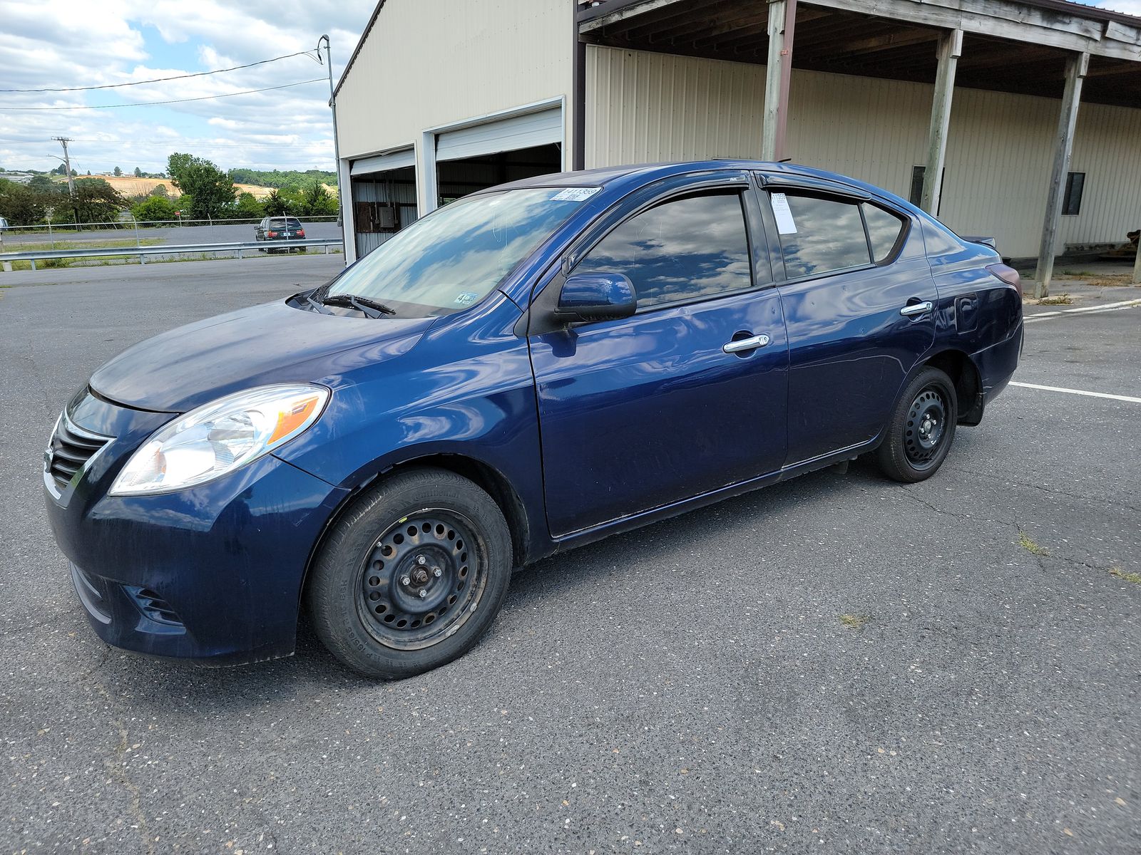 2014 Nissan Versa SV