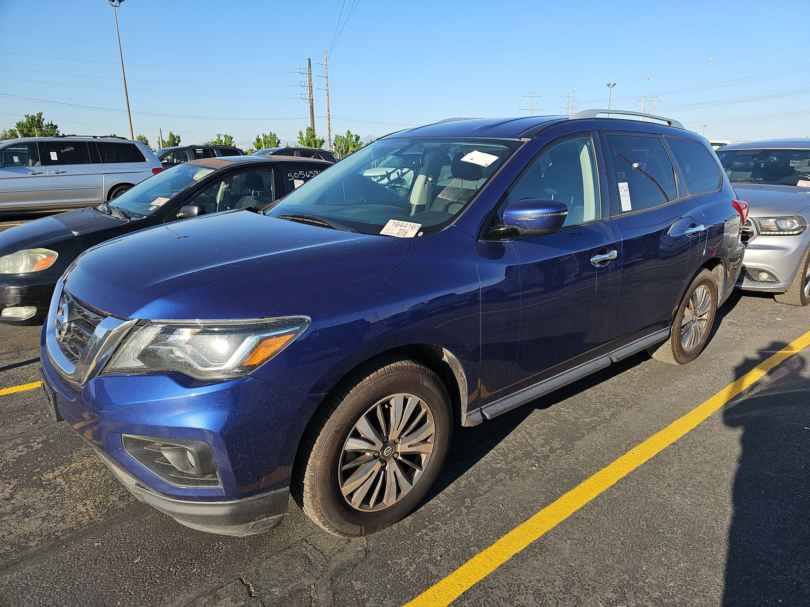 2020 Nissan Pathfinder SV