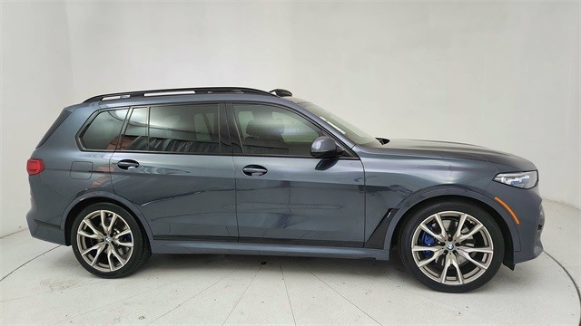 2022 BMW X7 Sports Activity Vehicle M50i