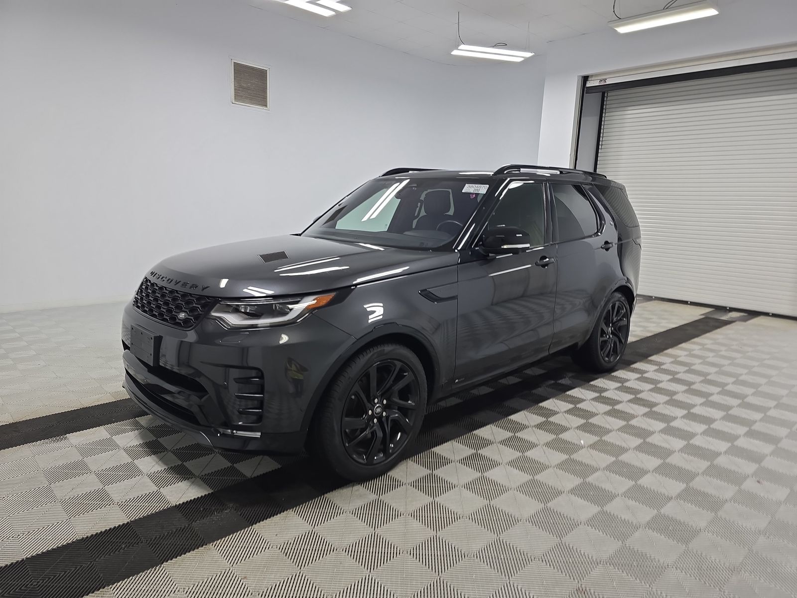2021 Land Rover Discovery HSE R-Dynamic