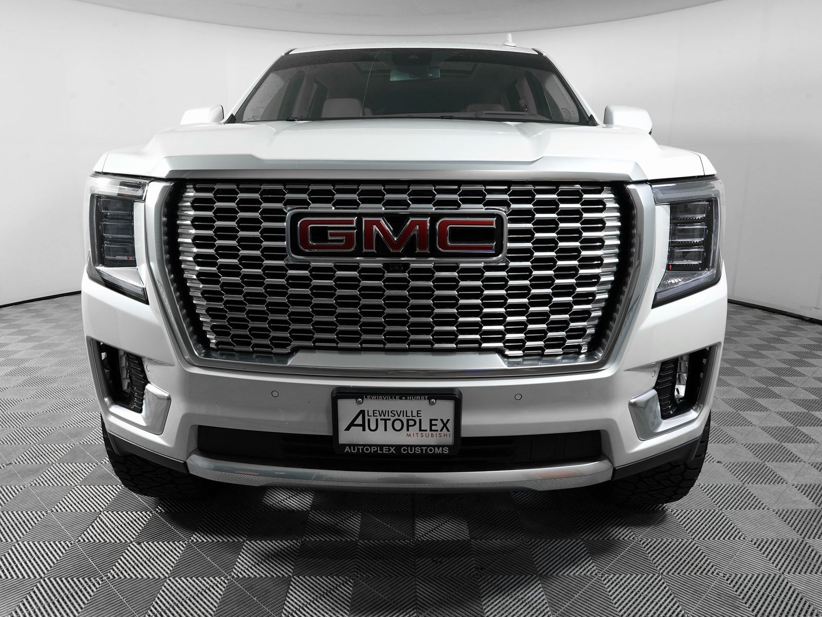 2024 GMC Yukon Denali 5SA