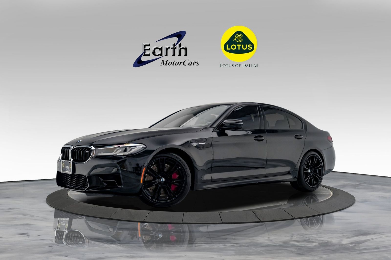 2022 BMW M5 Sedan