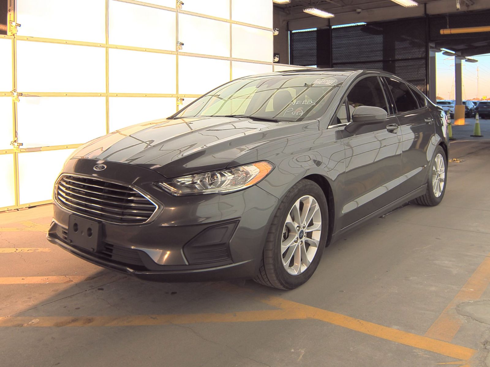 2020 Ford Fusion SE