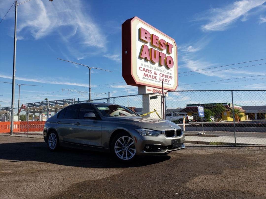 2017 BMW 3 Series Sedan 320i