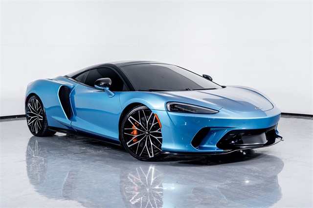 2022 McLaren GT