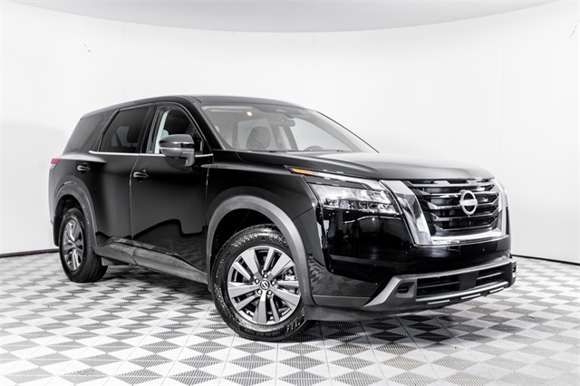 2024 Nissan Pathfinder S