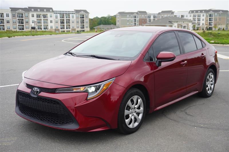 2022 Toyota Corolla LE Sedan