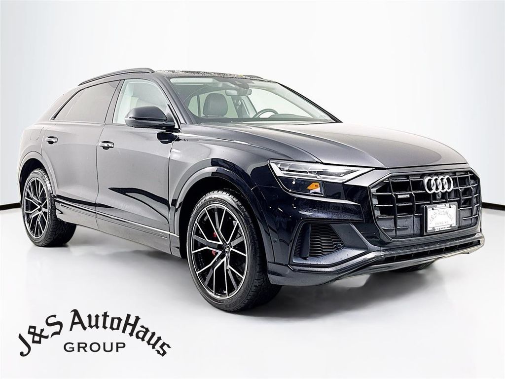 2021 Audi Q8 Premium Plus