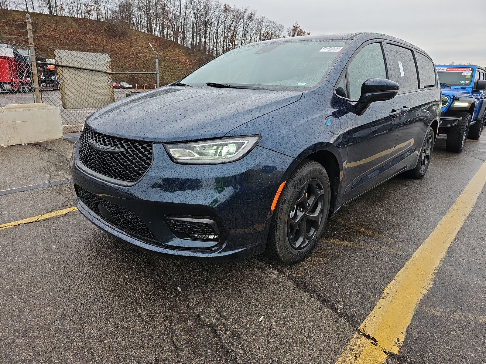 2022 Chrysler Pacifica Hybrid Touring L 121.6