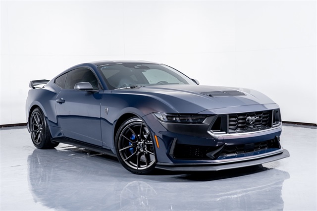 2024 Ford Mustang Dark Horse