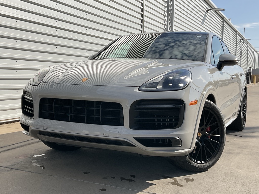 2022 Porsche Cayenne Coupe GTS