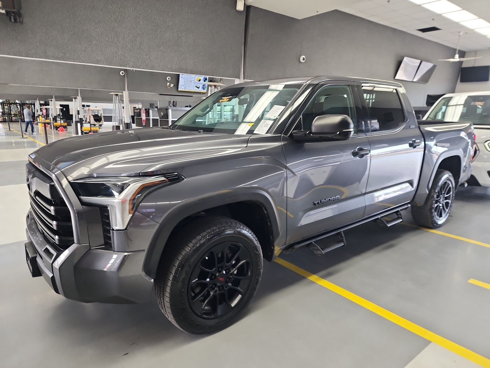 2023 Toyota Tundra SR5 Crew Cab Extra Short Bed