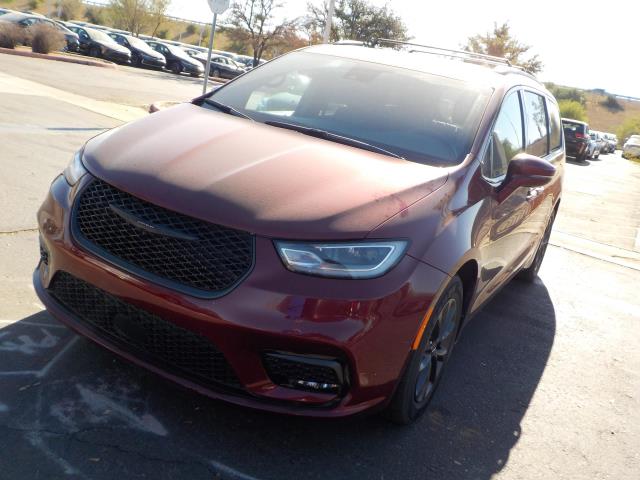 2021 Chrysler Pacifica Touring L 121.6