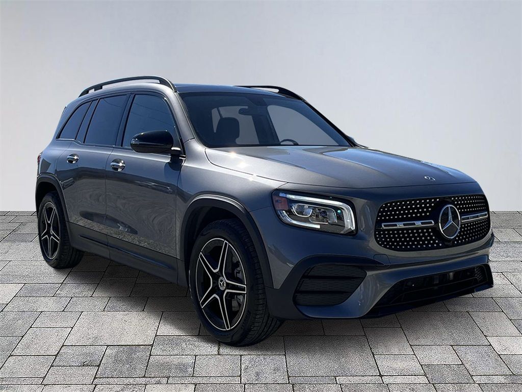2023 Mercedes-Benz GLB 250