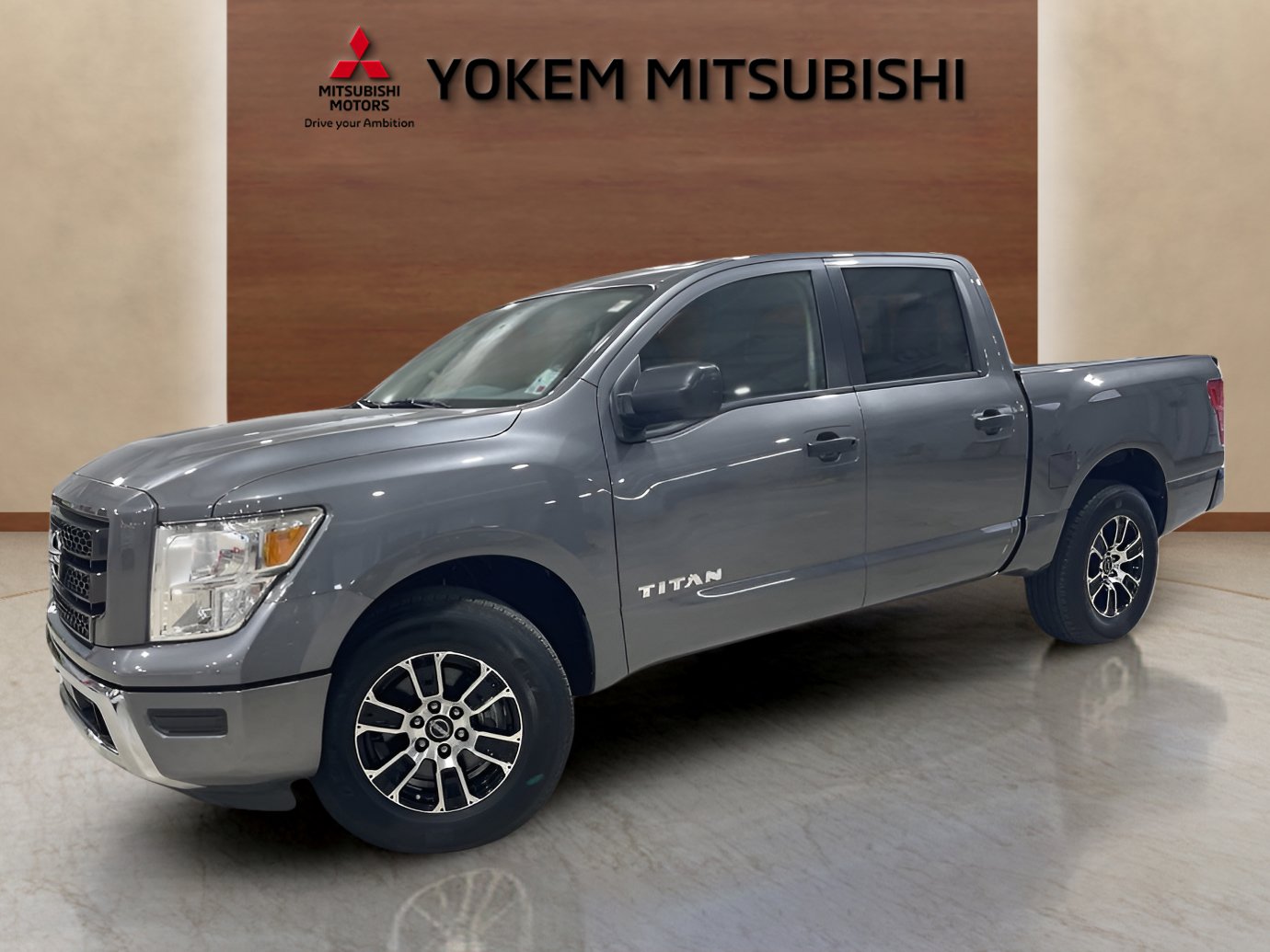 2023 Nissan TITAN SV Crew Cab Extra Short Bed