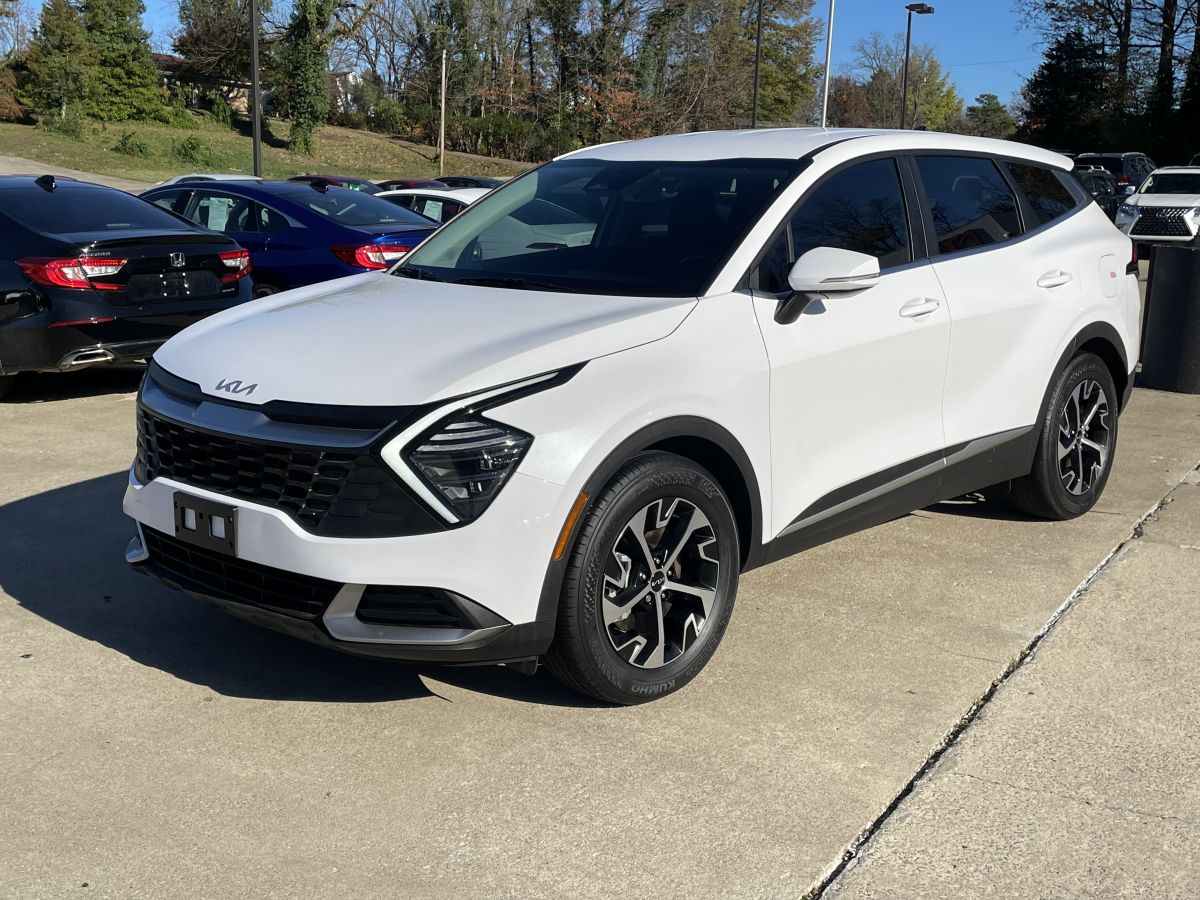 2024 Kia Sportage EX