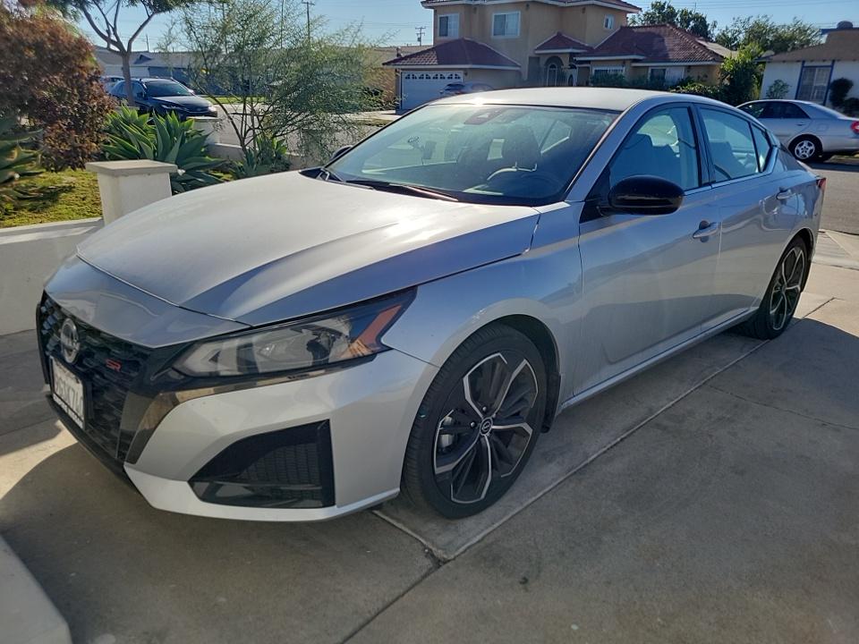 2023 Nissan Altima SR