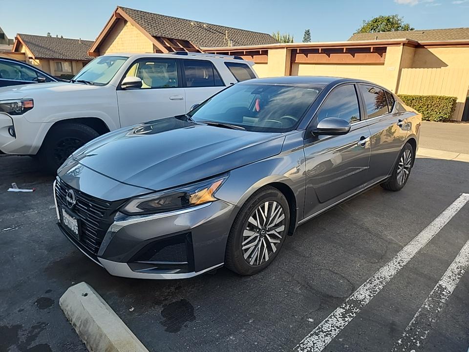 2023 Nissan Altima SV