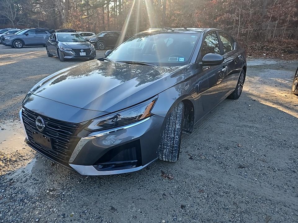 2023 Nissan Altima SV