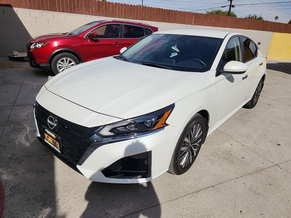 2023 Nissan Altima SV