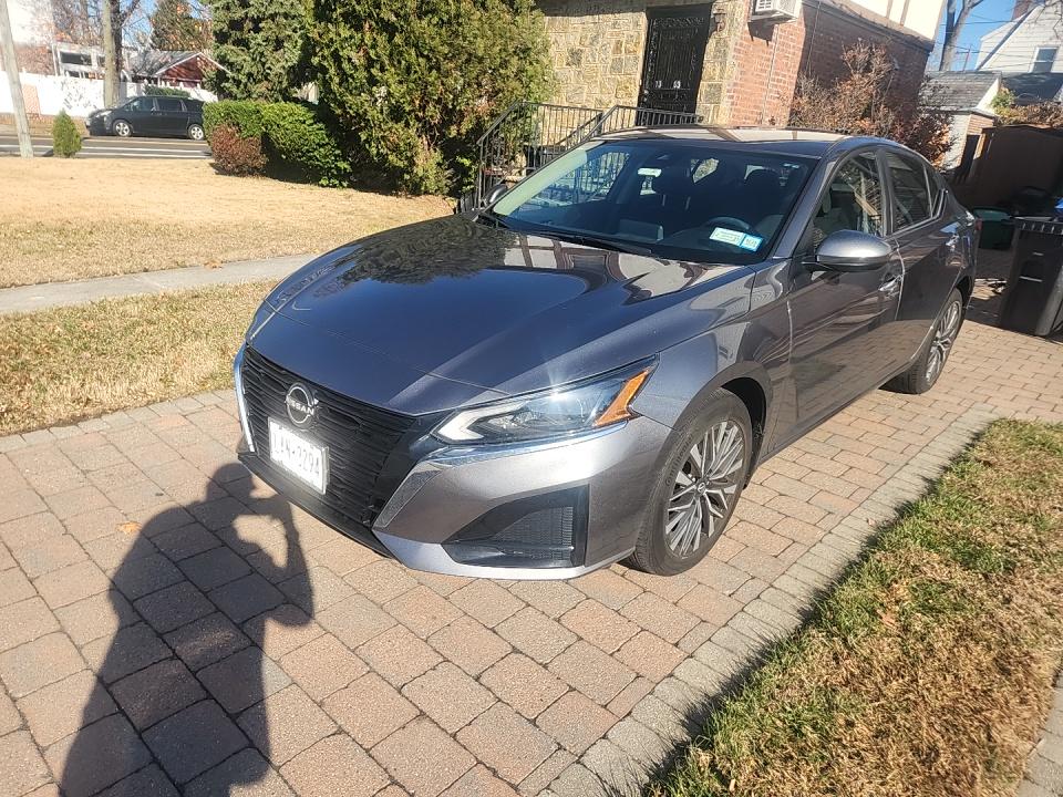 2023 Nissan Altima SV