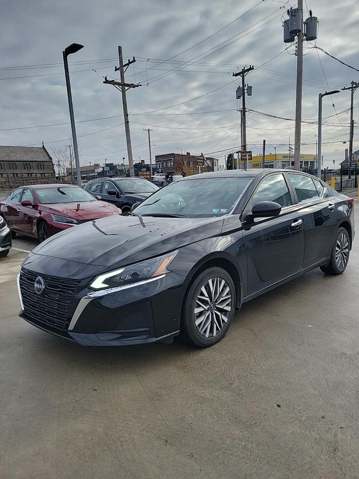 2023 Nissan Altima SV