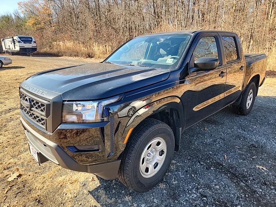 2022 Nissan Frontier S Crew Cab Short Bed