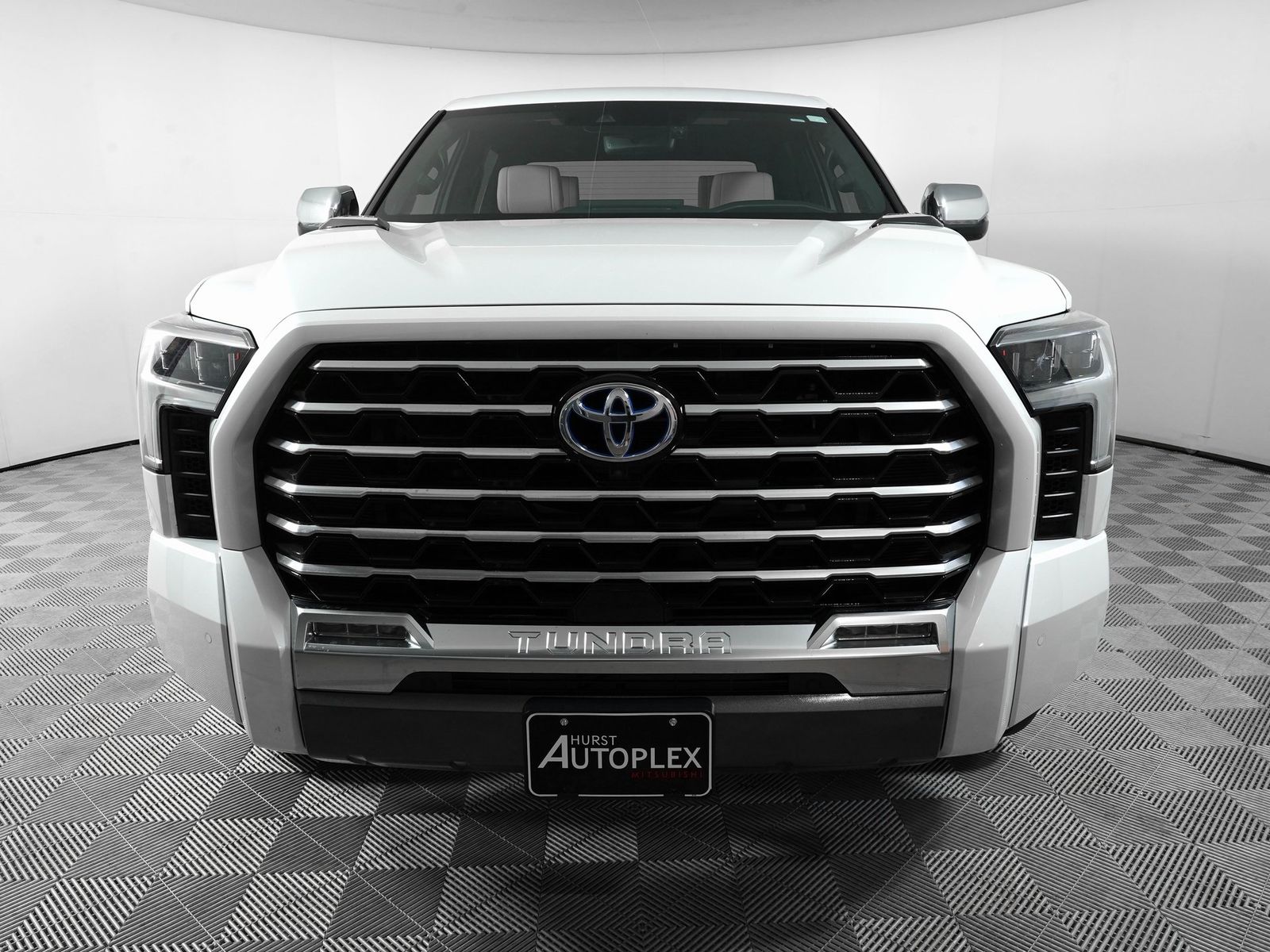 2023 Toyota Tundra Hybrid Capstone Crew Cab Extra Short Bed