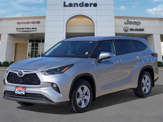 2023 Toyota Highlander LE