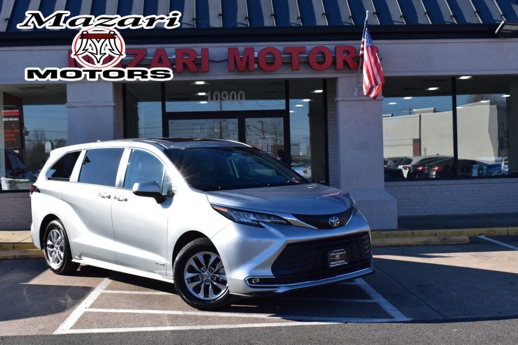 2021 Toyota Sienna XLE 8-Passenger 120.5