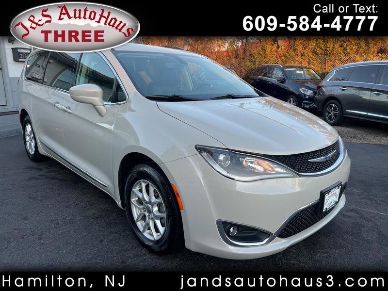 2020 Chrysler Pacifica Touring L 121.6