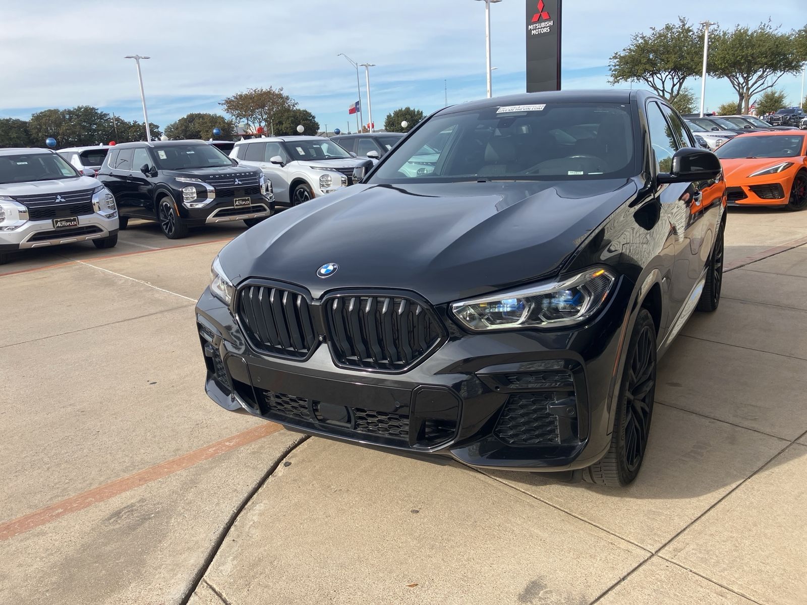2022 BMW X6 Sports Activity Coupe M50i