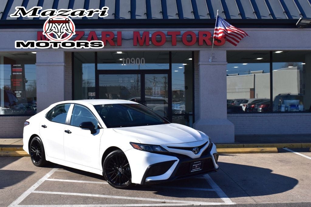 2022 Toyota Camry Hybrid Nightshade Edition