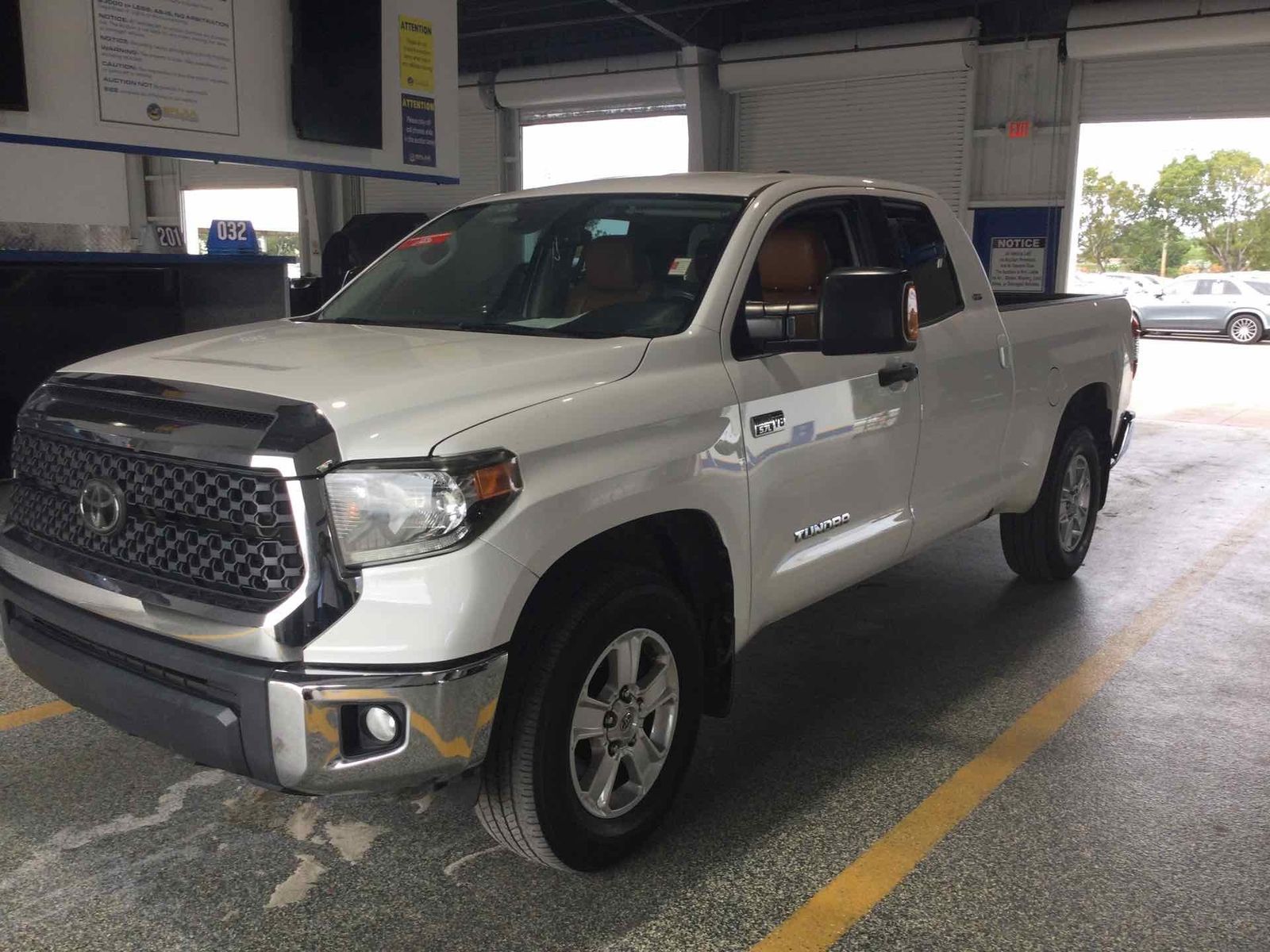 2020 Toyota Tundra SR5 Extended Cab Short Bed