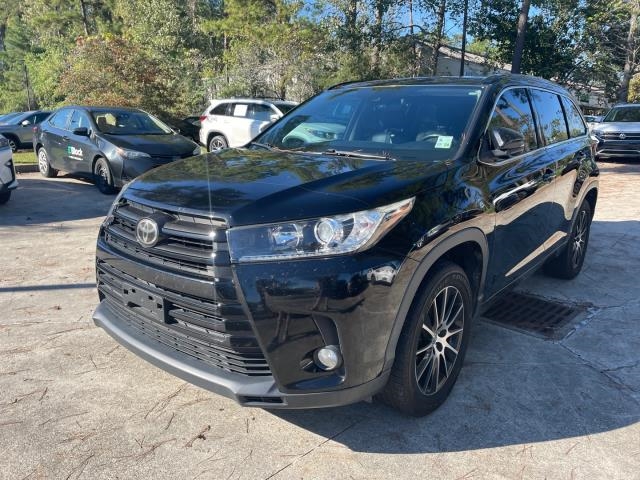 2017 Toyota Highlander SE