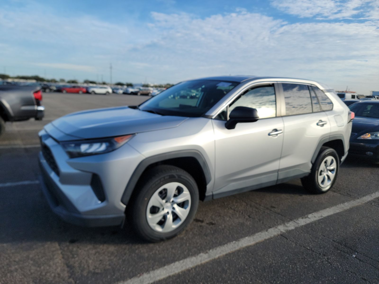 2022 Toyota RAV4 LE