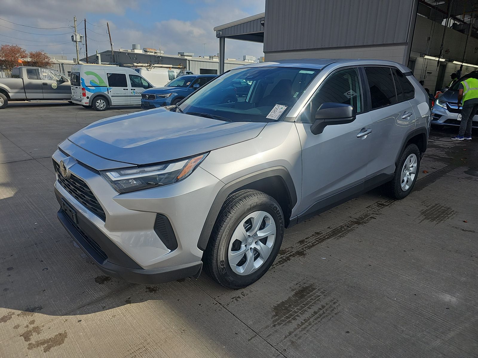 2024 Toyota RAV4 LE