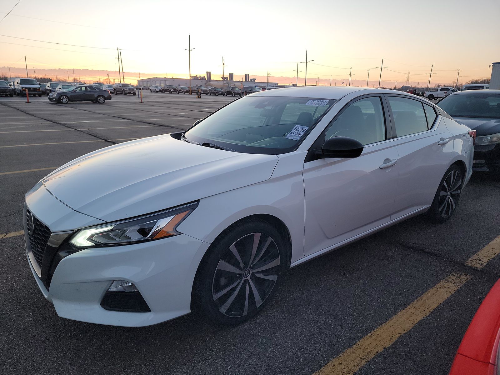 2022 Nissan Altima SR