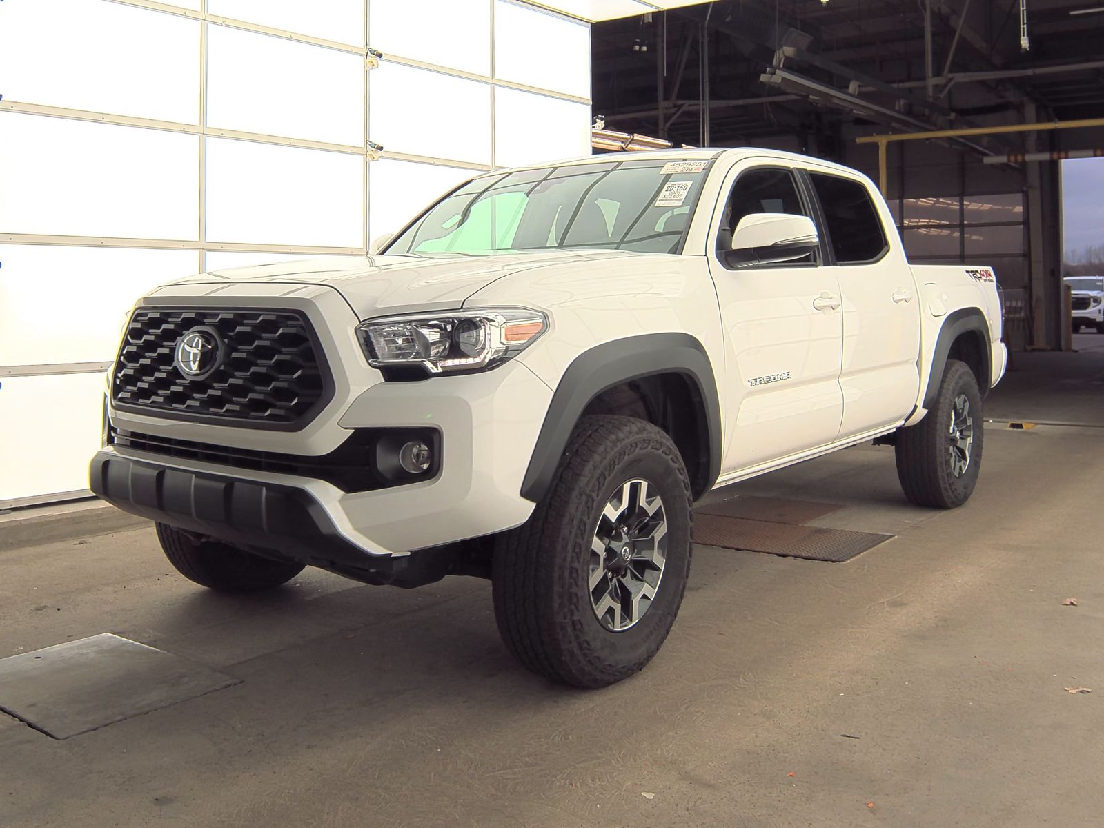 2023 Toyota Tacoma TRD Off-Road Crew Cab Short Bed