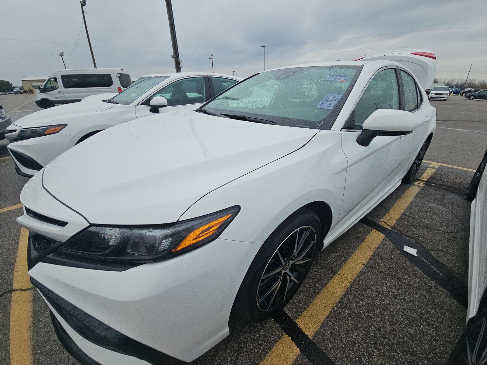 2024 Toyota Camry SE