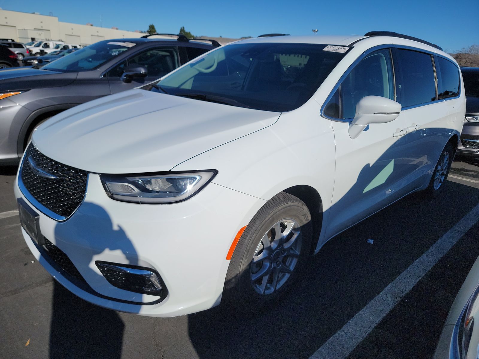 2022 Chrysler Pacifica Touring L 121.6