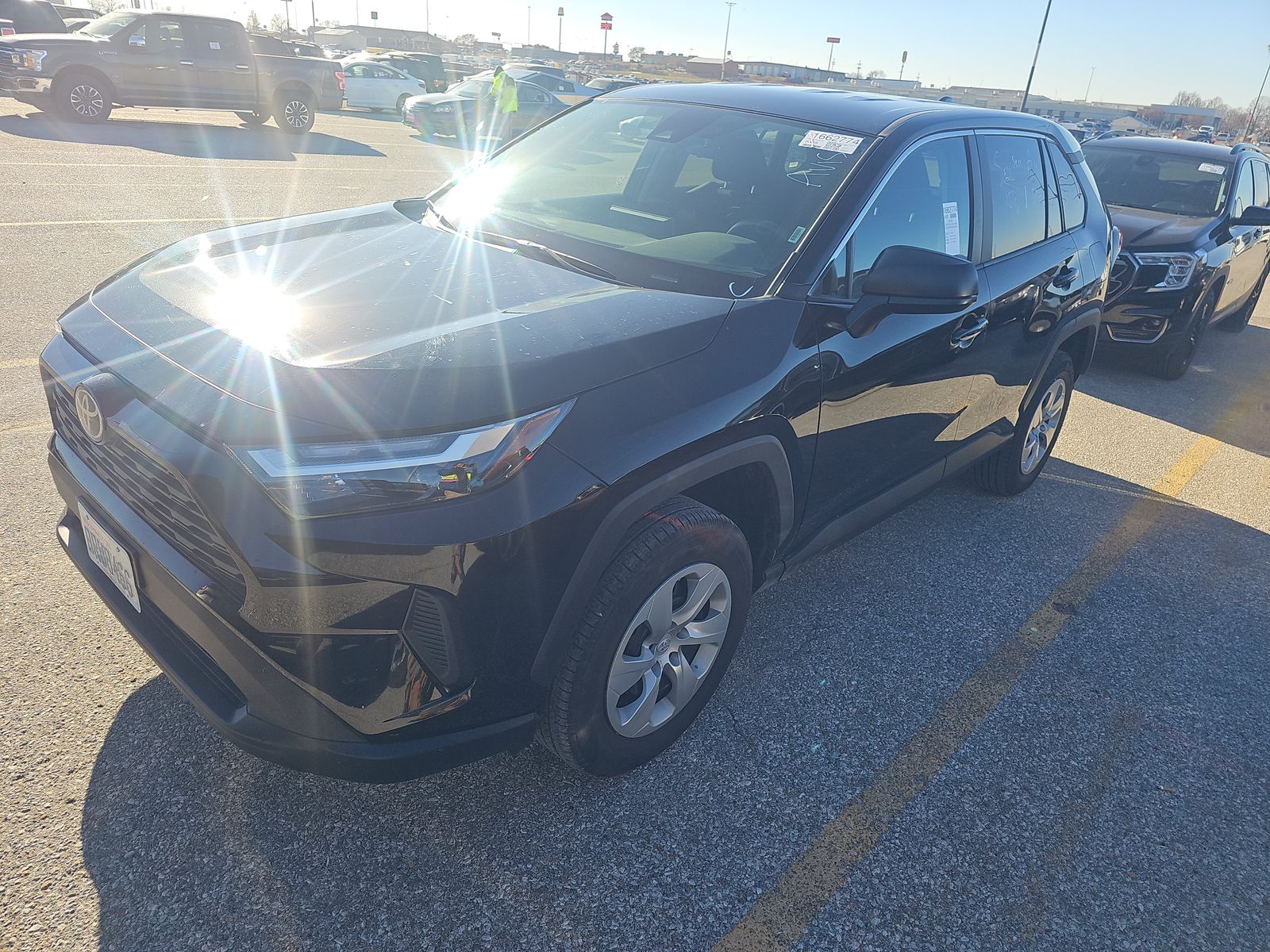 2024 Toyota RAV4 LE