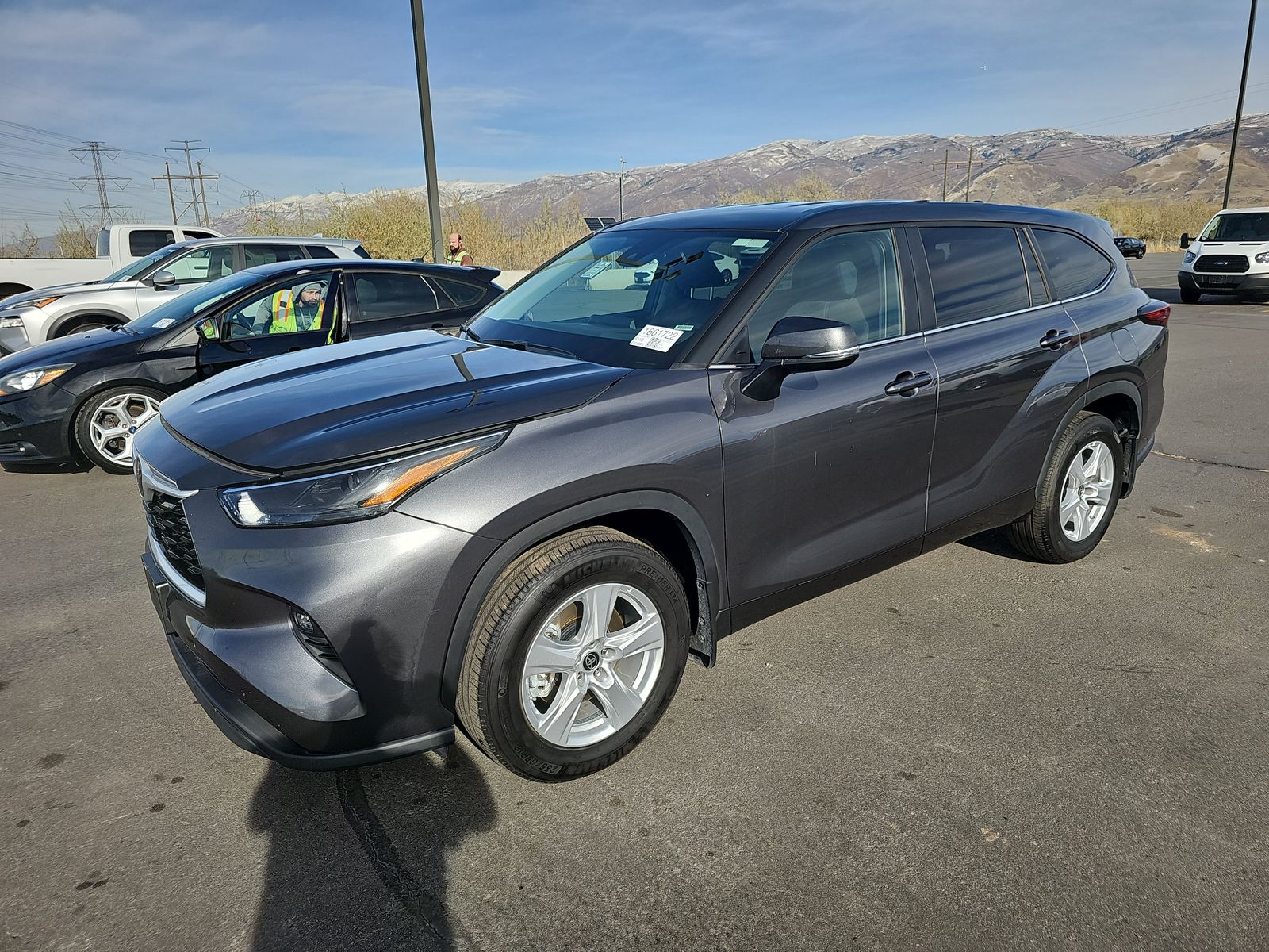 2024 Toyota Highlander LE