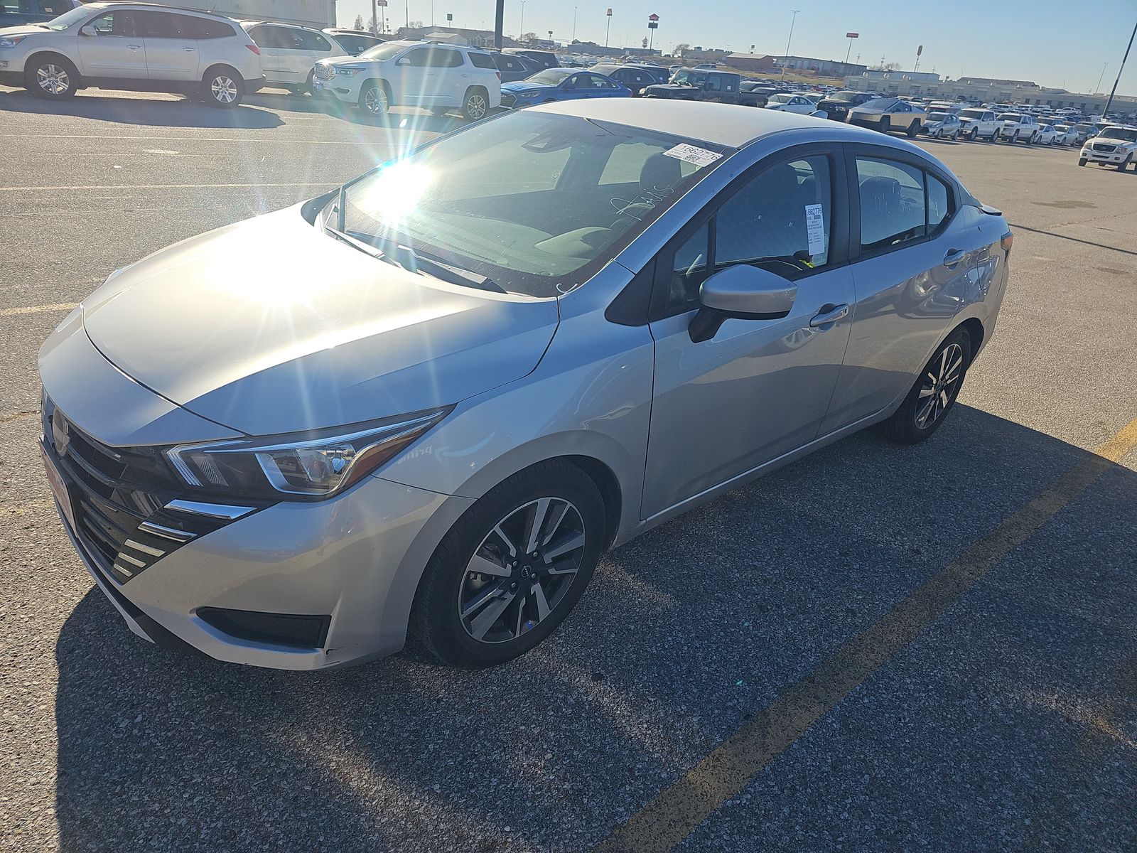2023 Nissan Versa SV