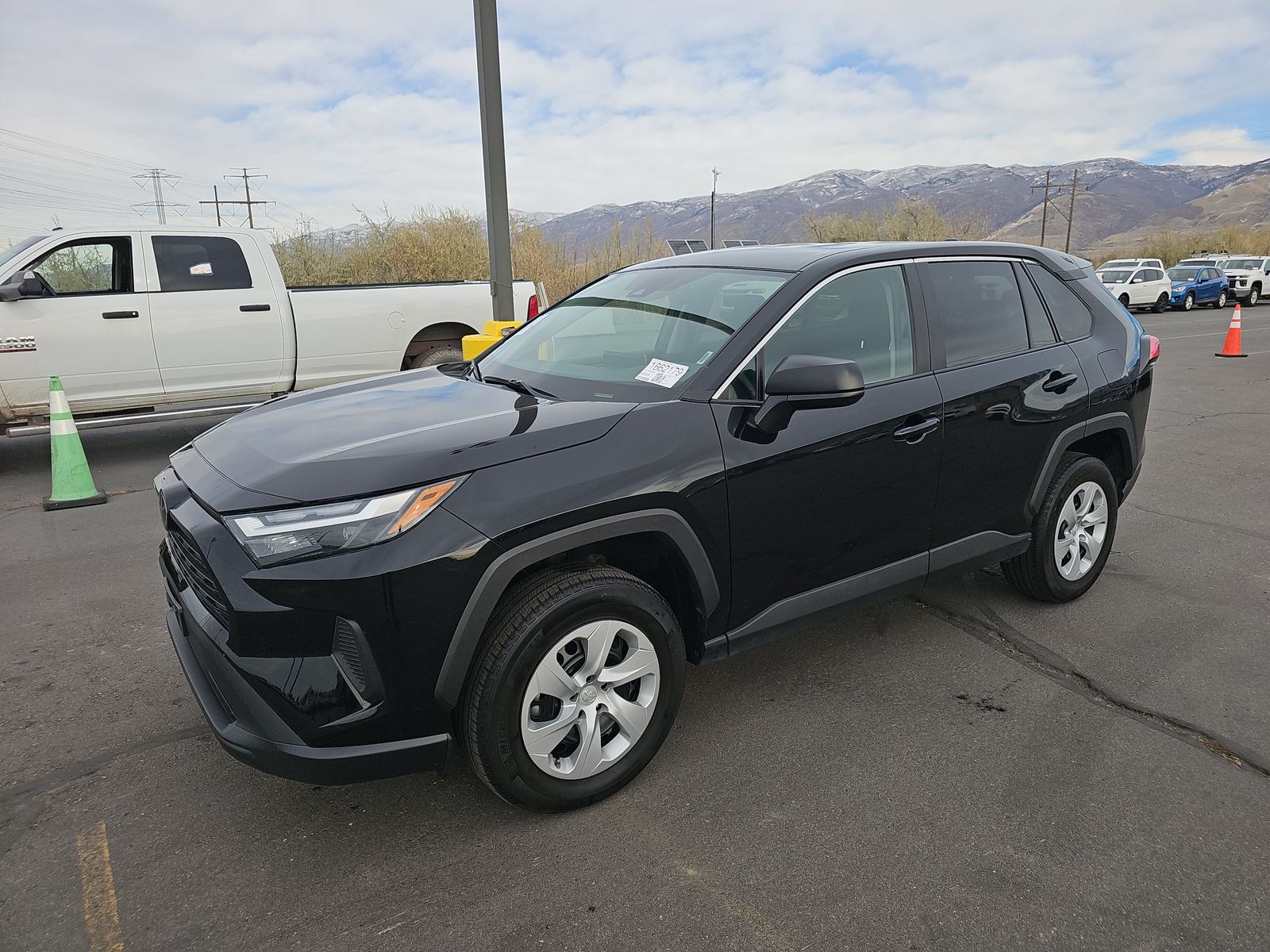 2024 Toyota RAV4 LE