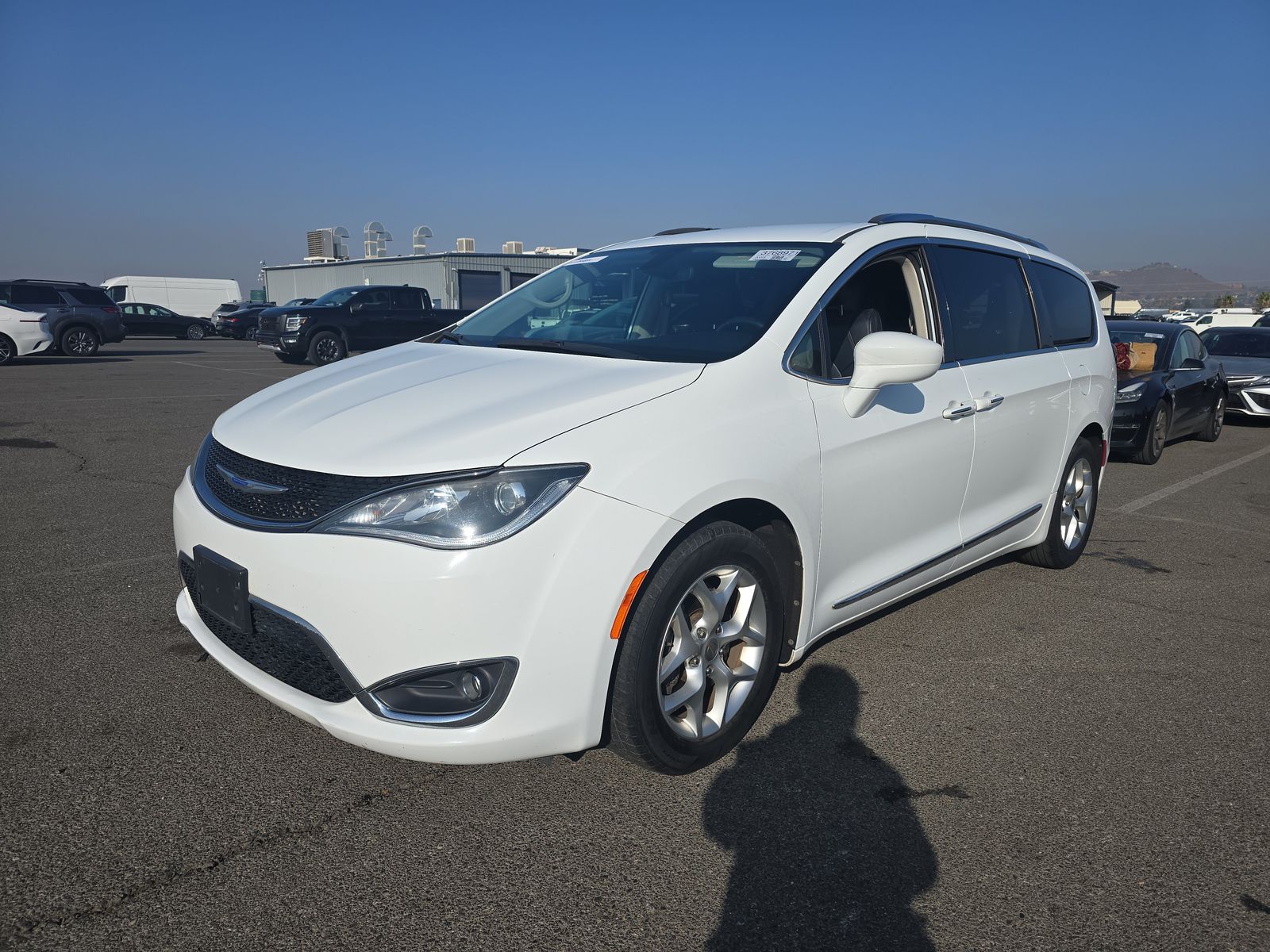 2020 Chrysler Pacifica Touring L 121.6