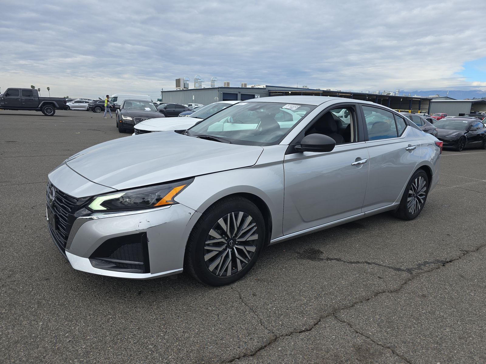 2024 Nissan Altima SV