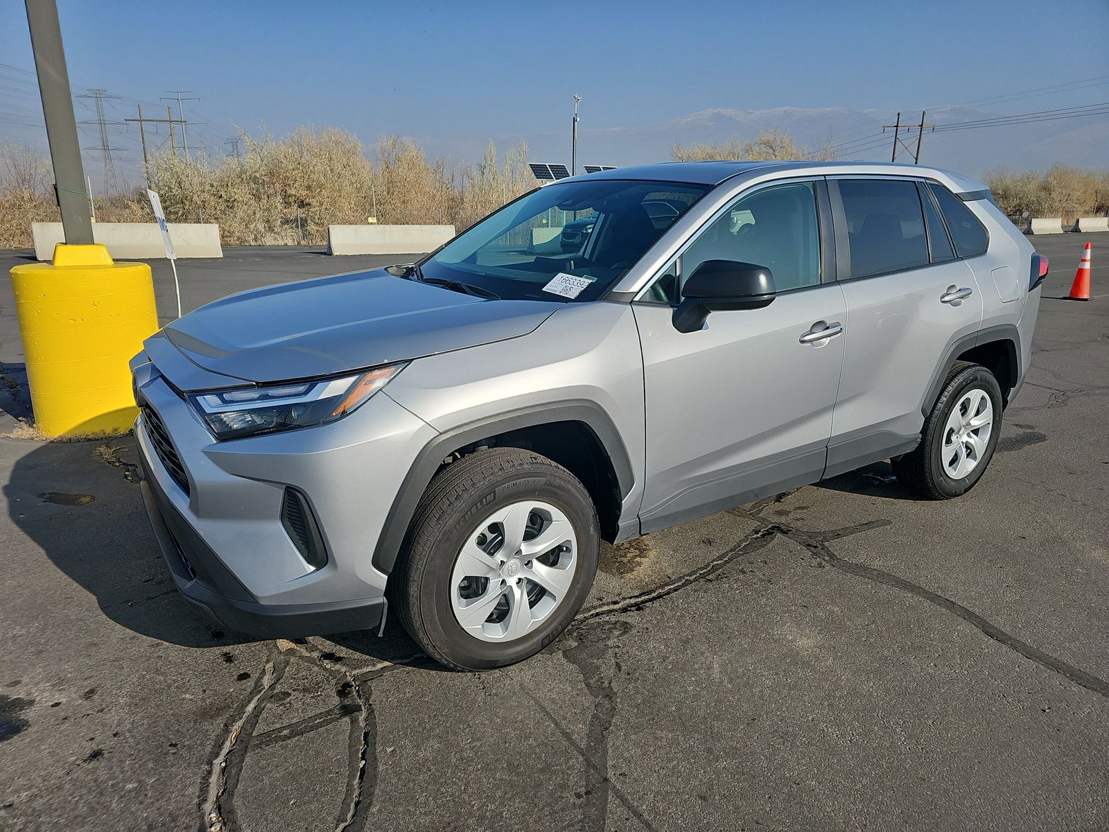 2024 Toyota RAV4 LE
