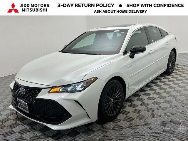 2019 Toyota Avalon Hybrid XSE