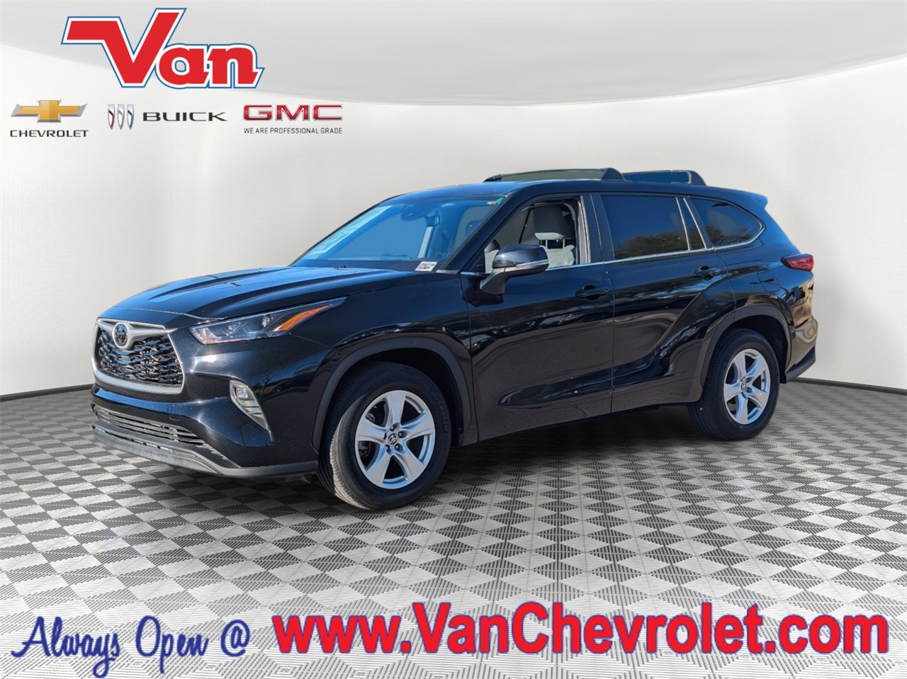 2023 Toyota Highlander LE